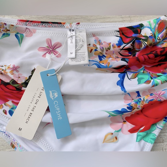 NWT Cupshe bikini bottoms medium - Picture 3 of 4